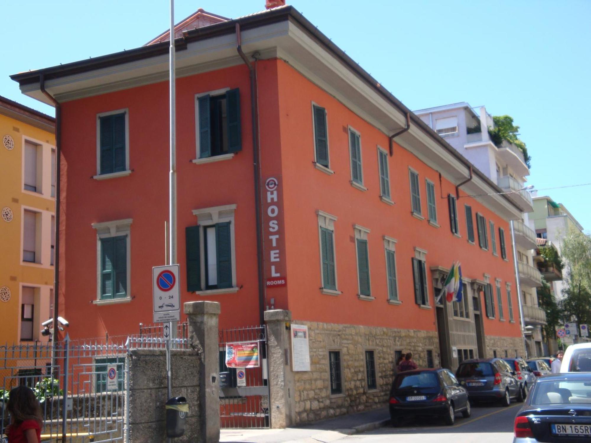 Central Hostel Bg Bergamo Eksteriør bilde