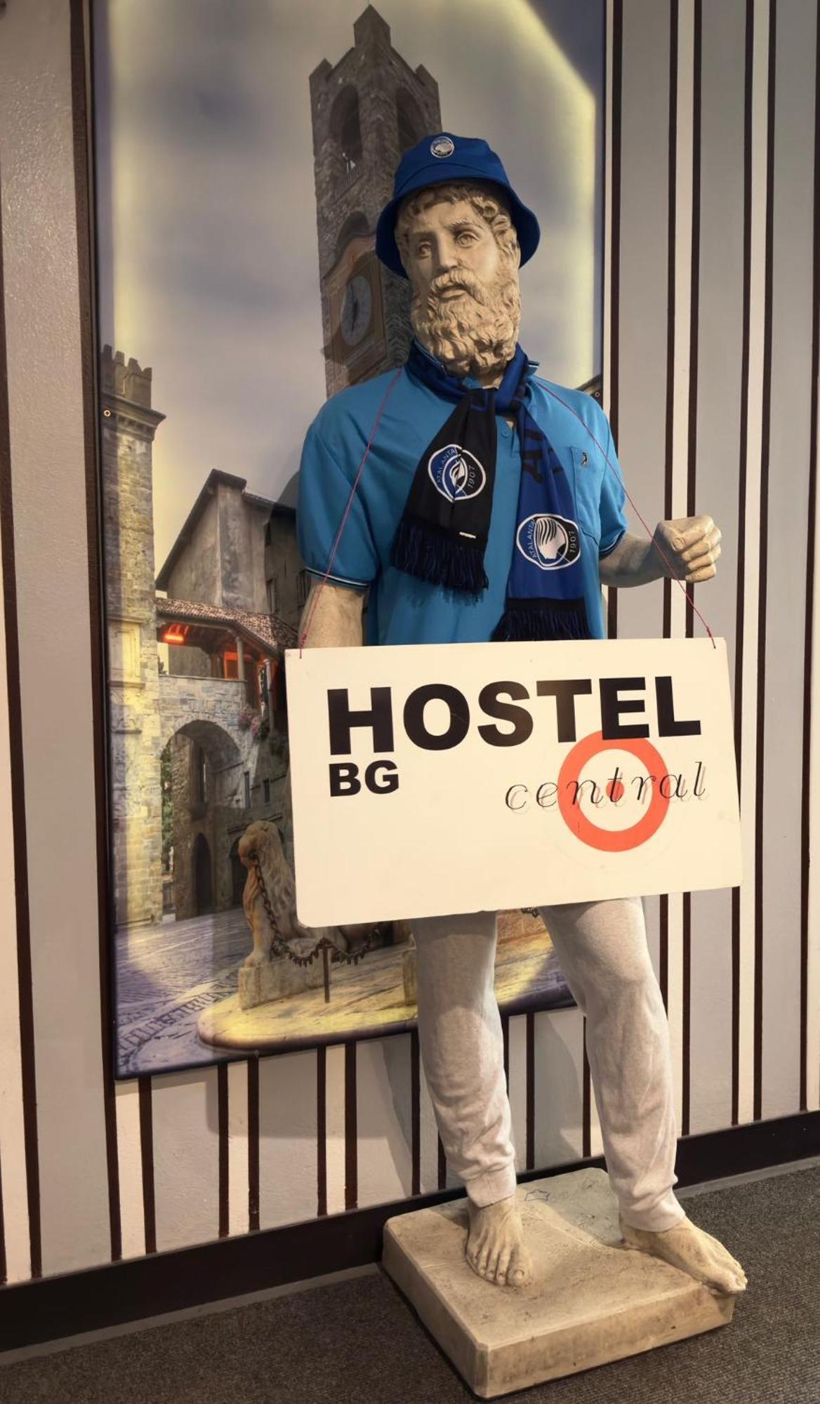 Central Hostel Bg Bergamo Eksteriør bilde